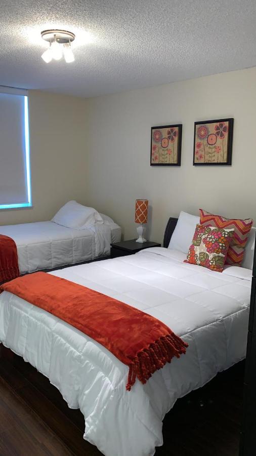 Ferienwohnung Renovated 2/2 Unit At Yacht Club/Aventura Exterior foto