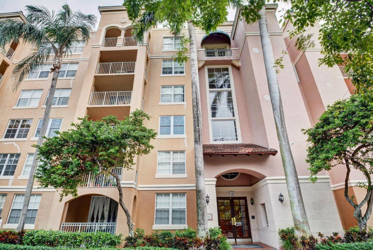 Ferienwohnung Renovated 2/2 Unit At Yacht Club/Aventura Exterior foto